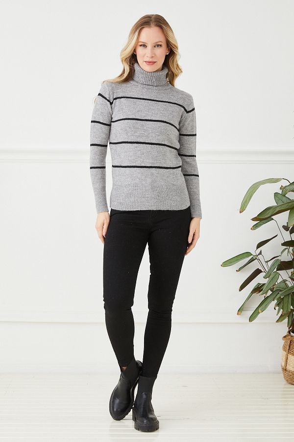The Grey-Turtleneck sweater 1