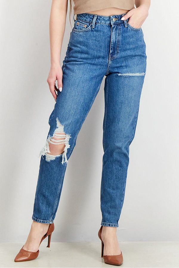 TopShop-Women Mom Fit Tapered Leg Wash Ripped Jeans, Blue 1
