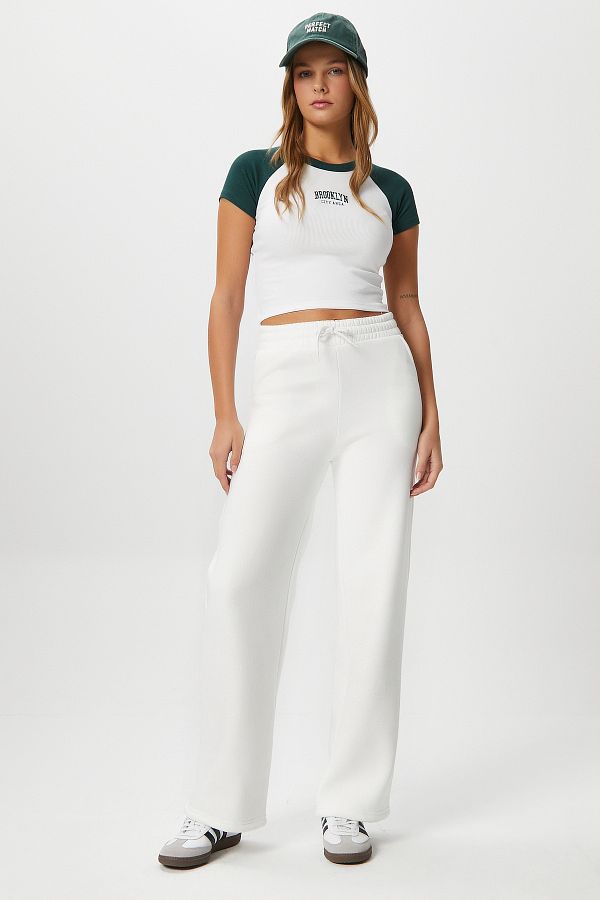 Ritnice Women s Leo Inside Fleece Tight Texture Straight Cut Thick White Sweatpants Trendyol