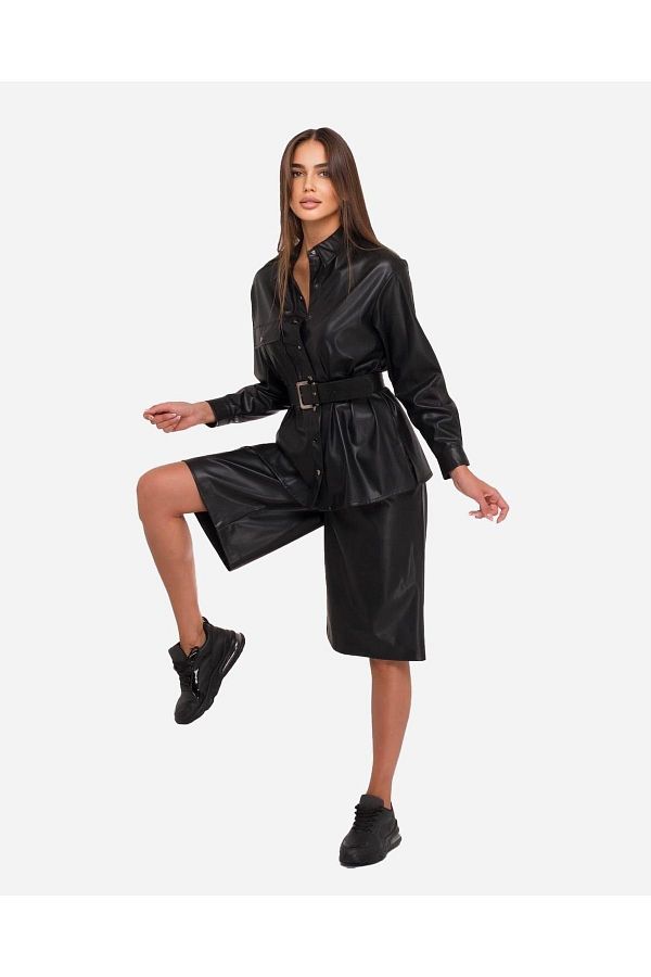 Farren & Me Washed Edge Sweatshirt - Washed Black Farren & Me Washed Edge Sweatshirt - Washed Black