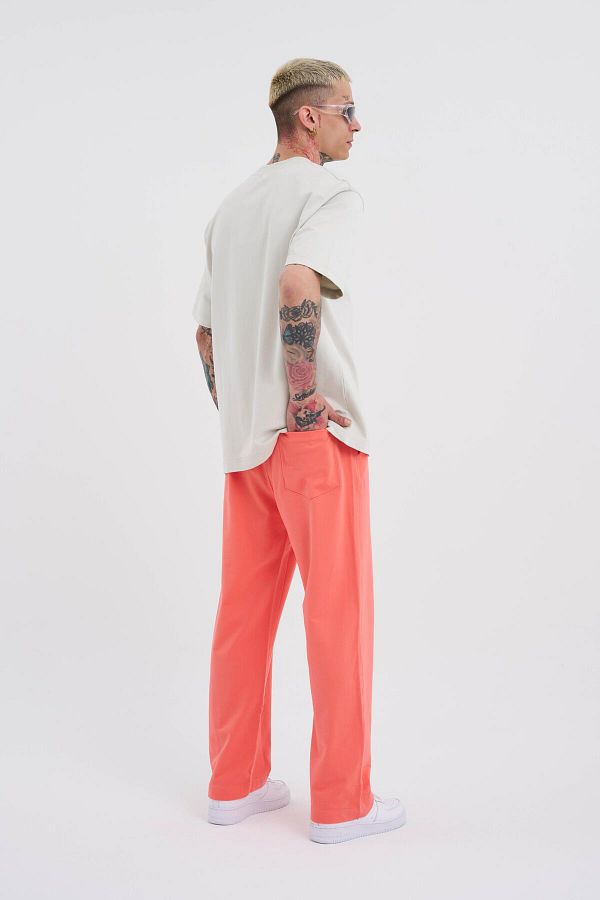 Baggy pink sweatpants top