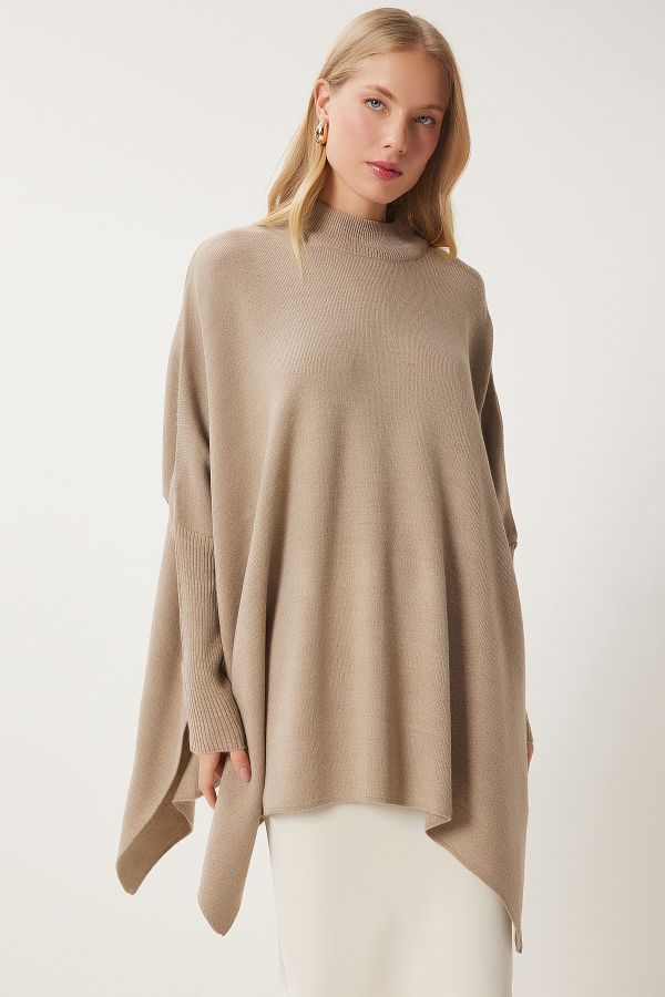 Happiness İstanbul-Übergroßer Poncho-Pullover mit seitlichem Schlitz für Damen in Beige YY00005 1