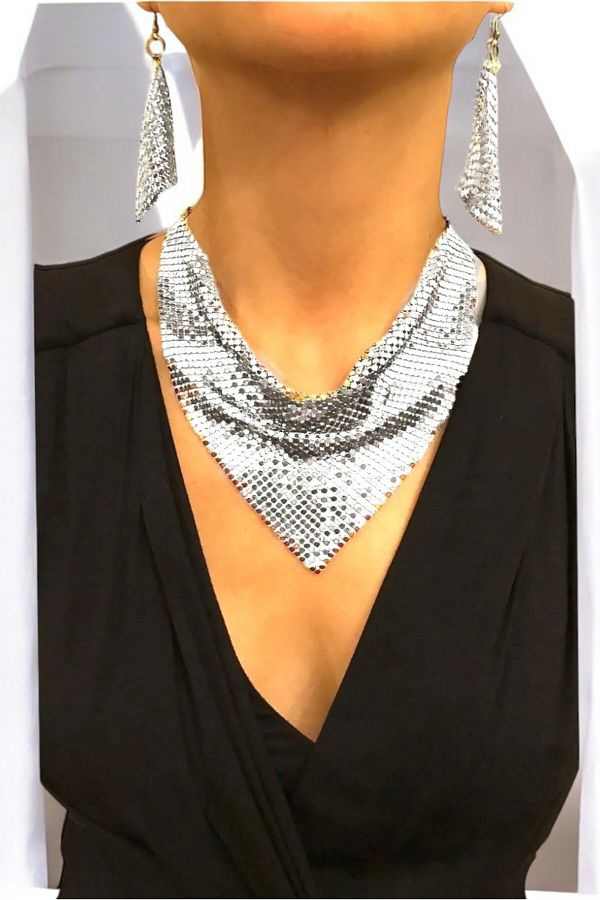 Metal necklace designs hotsell