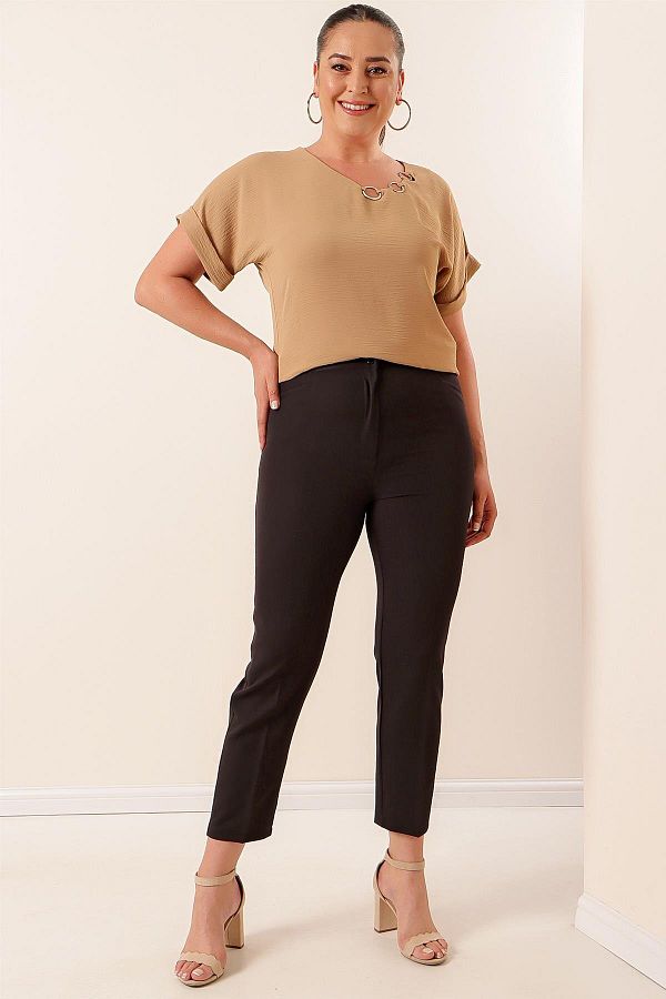 By Saygı-Plus Size Lycra Trousers - Elastic Waist and Pockets 1