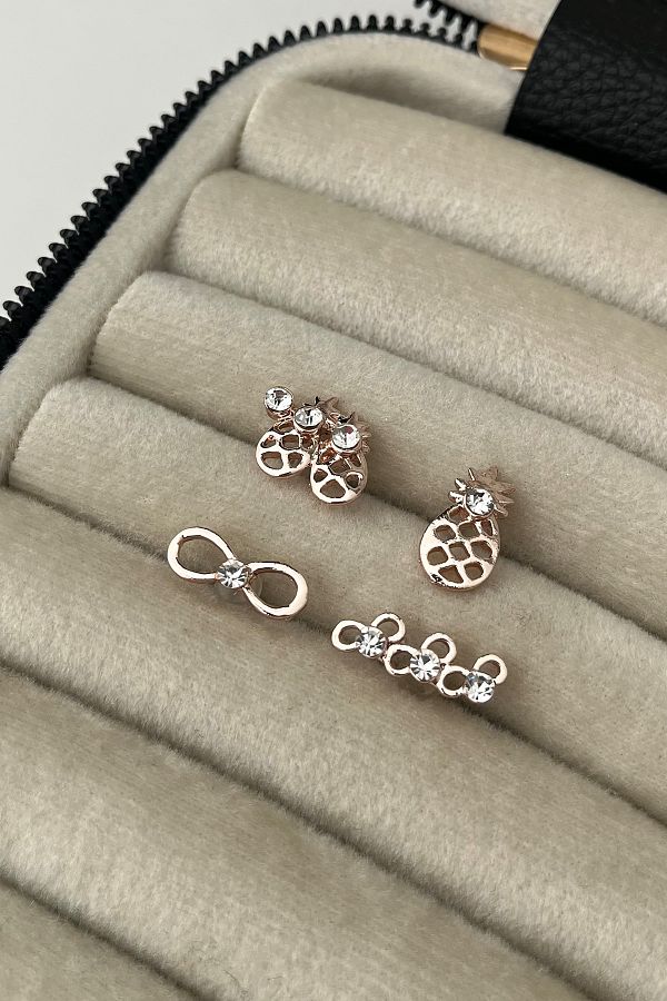 Modex-Rose Patterned Multiple Earrings Set 1
