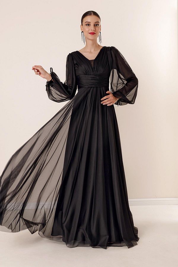 By Saygı-Langes, drapiertes, gefüttertes Tüllkleid mit V-Ausschnitt vorne und vorne hinten 1