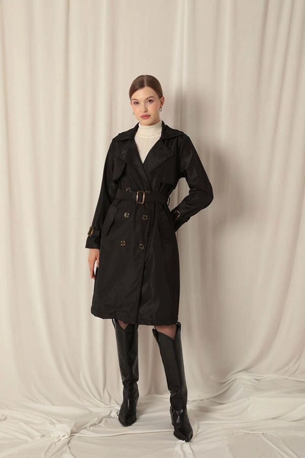 TUFEYO Women s Black Trench Coat with Waterproof Fabric Laminated Trendyol