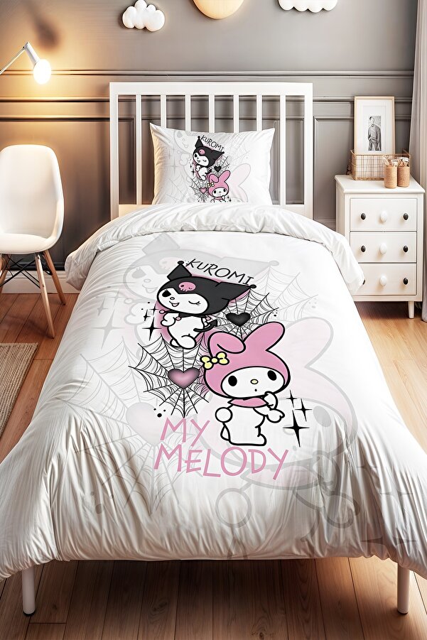 Evpanya Havalı Kuromi ve Şaşkın My Melody Desenli Tek Kişilik Bebek Çocuk Nevresim Seti