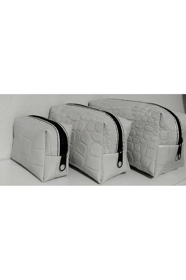 atter-3-Piece Matryoshka Makeup Bag 1