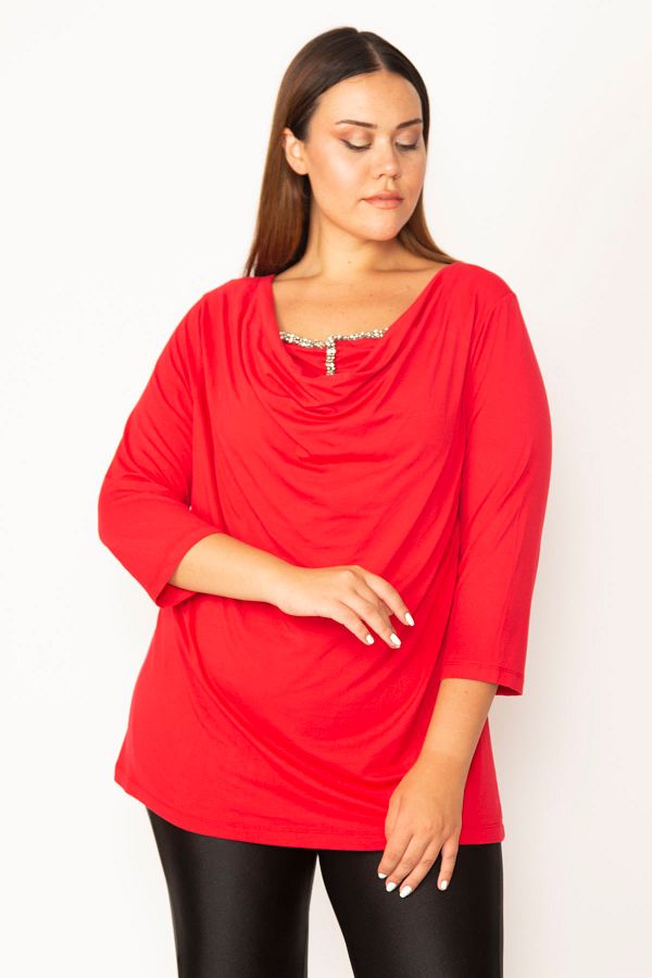 Şans-Women's Large Size Red Low Collar Stone Detailed Capri Sleeve Blouse 65n27527 1