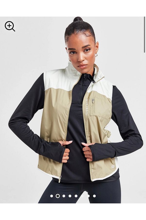 Nike-Trail Repel Women's Trail Running Vest Women's Running Vest 1