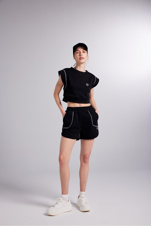 HOLLY LOLLY-Mini Rhode Shorts with Elastic Waist and Contrast Stitching Black 1