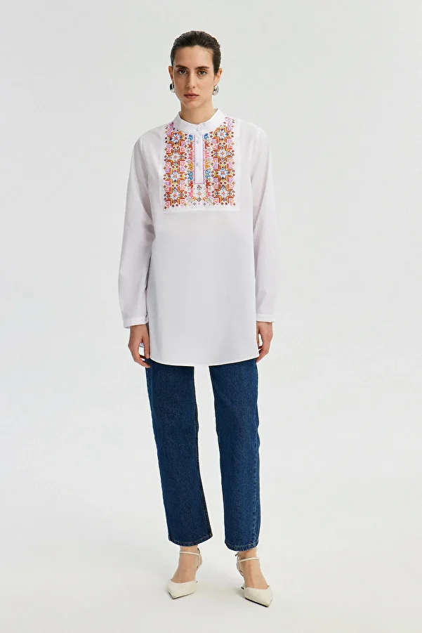 Touché Privé-Button Tunic with Embroidery Detail 1