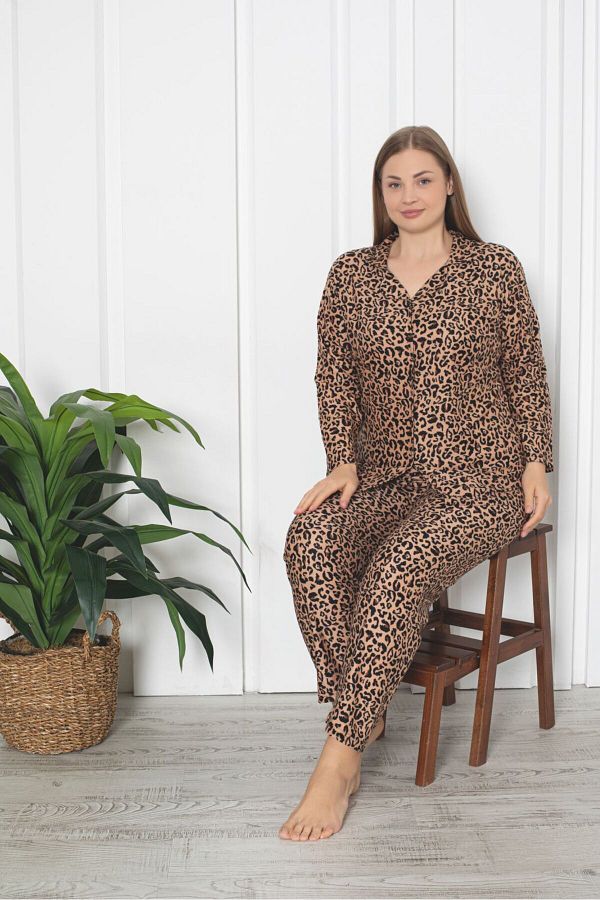 Asel-Plus Size Leopard Pattern Button Suede Pajamas Set 1