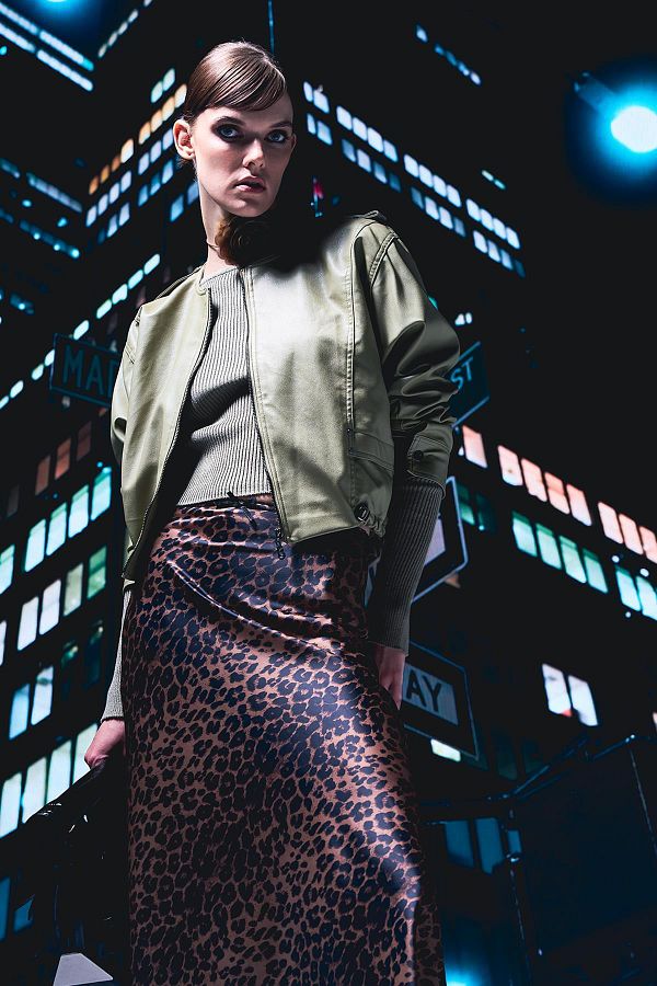 SHERIN-Fusta maro din satin leopard 1