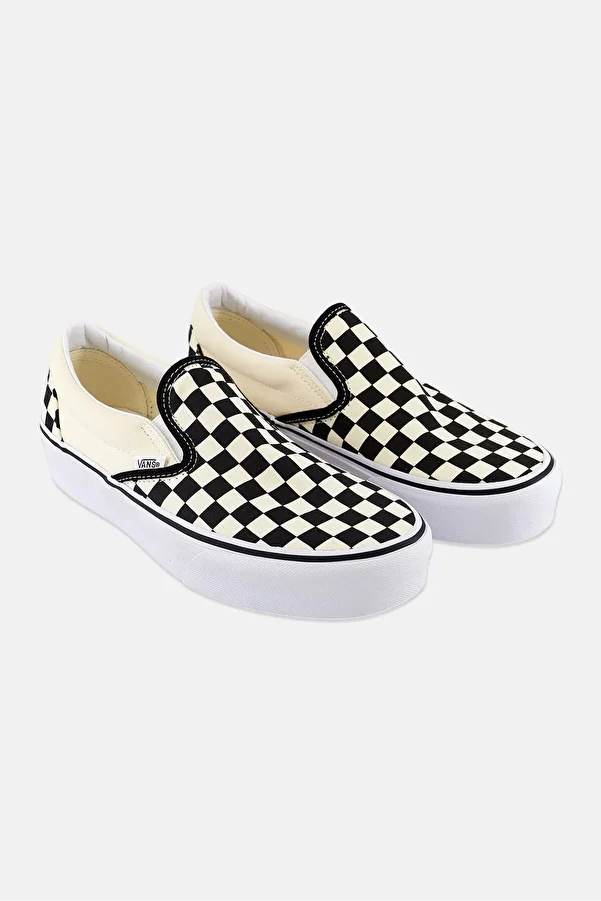 Vans-Women Classic Slip On Shoes, Black 1
