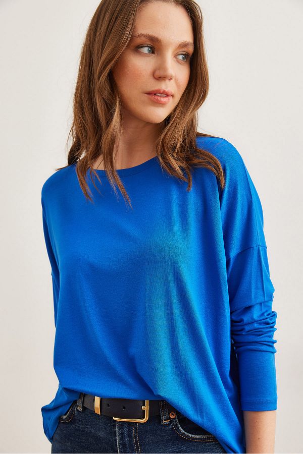 Olalook-Bluzka Saks Blue Viscose - okrągły dekolt, nietoperzowa, zwiewna Blz- 19002588 1