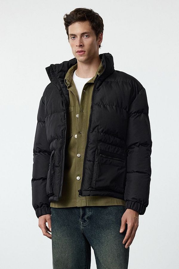 Trendyol Collection-Black Tech Fabric Regular Fit Inflatable Winter Coat - Tmnaw25Mo00022 1