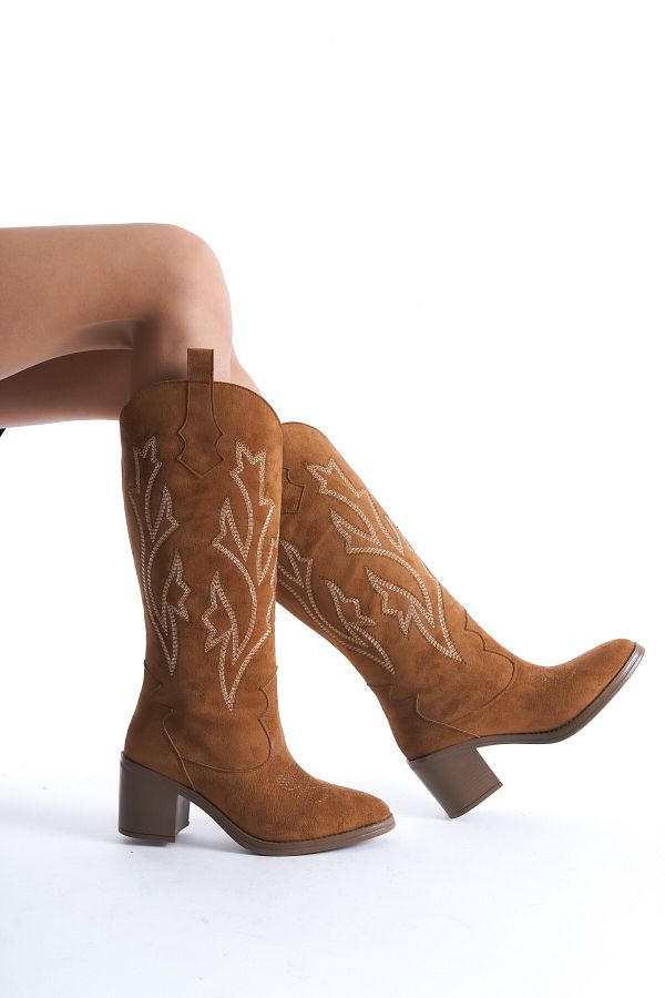 Modabuymus-Cazal Tan Suede Heeled Boots Embroidered Western Boots 1