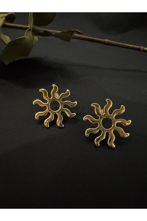 HERA-Sun Figure Earrings 1