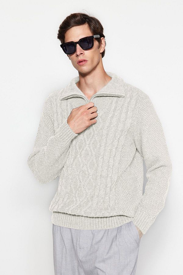 Trendyol Collection-Ecru Regular Half Rollkragenpullover aus Haarstrick TMNAW24KZ00047 1