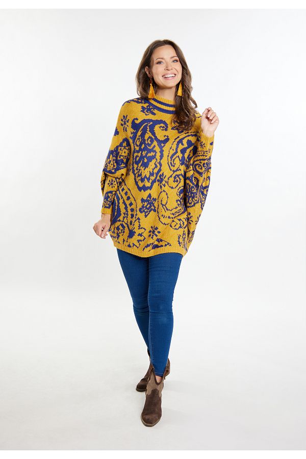 USHA-Poncho-pullover 1