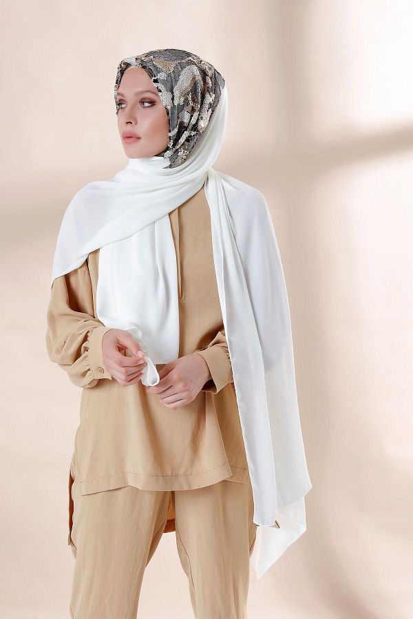 Differenza-Ecru Crepe Shawl - Cloud Sequined 1