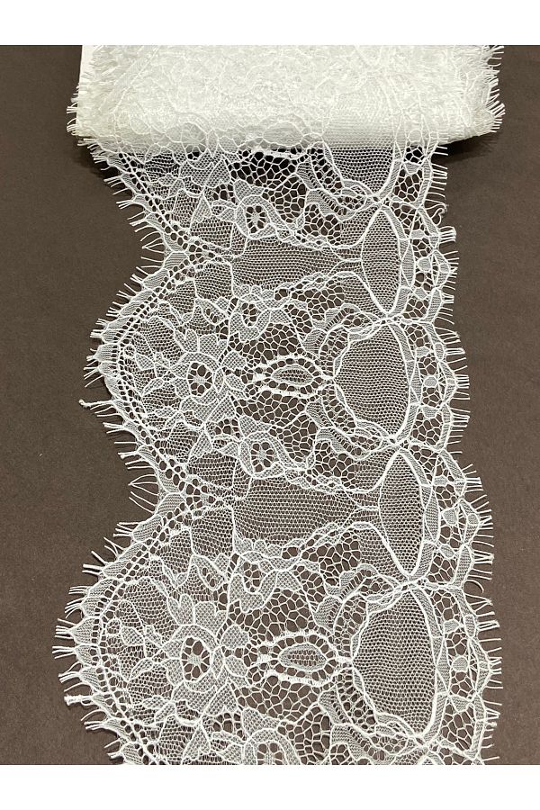 karantuhafiye-3 M Lace with Eyelashes and Fine Texture 1
