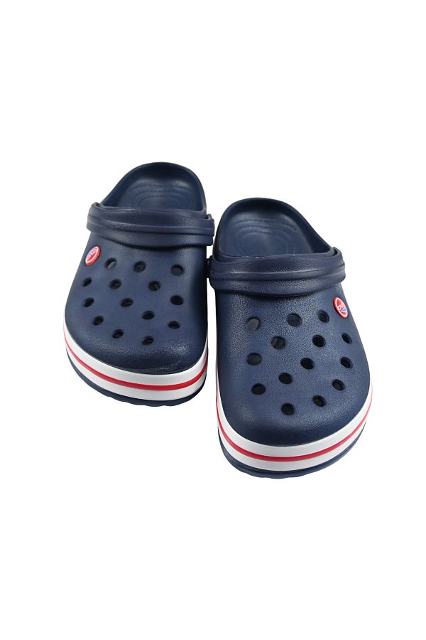 Crocs shoes non slip online