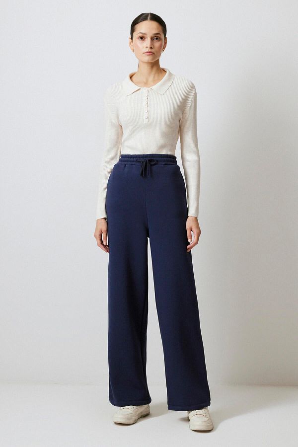 Touché Privé-Sharton Knitted Pant with Elastic Waist 1