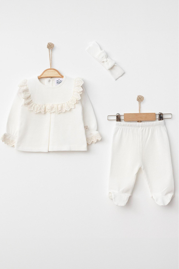 Mini Ropa Yenidoğan Kız Bebek Takımı Ekru Fistolu Bandanalı Kız Bebek Seti Güpürlü Yenidoğan Kıyafeti