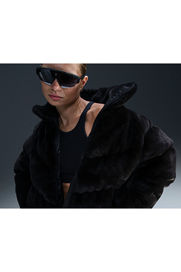 nike black fluffy jacket