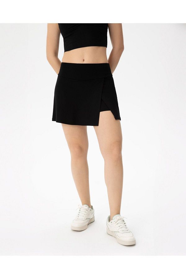 Ayma Active-Fusta scurtă neagră vâscoasă cu talie înaltă - Ecovero ™ 1