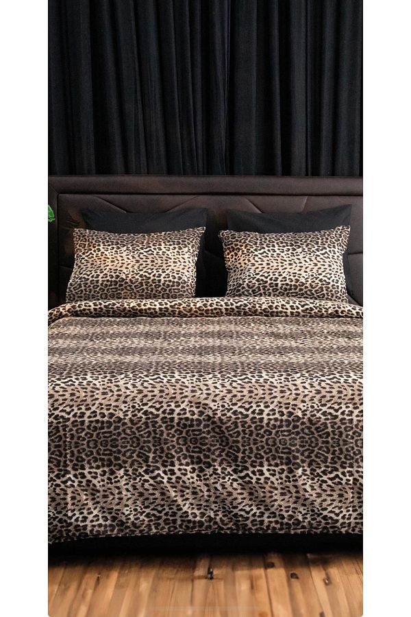 Belsina-Double Leopard Print Duvet Cover Set (with Elastic Sheets) 1