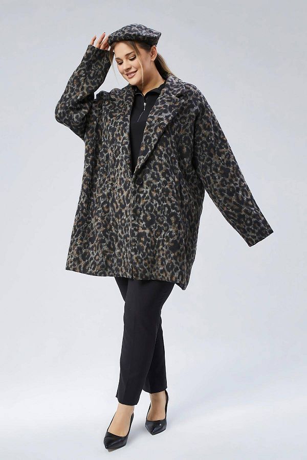 Hanezza-Elegant and Warm Choice - Large Size Leopard Print Cashew Coat 1