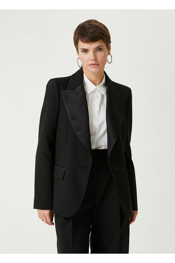 Academia-Black Satin Collar Tuxedo Jacket Size: 40 1