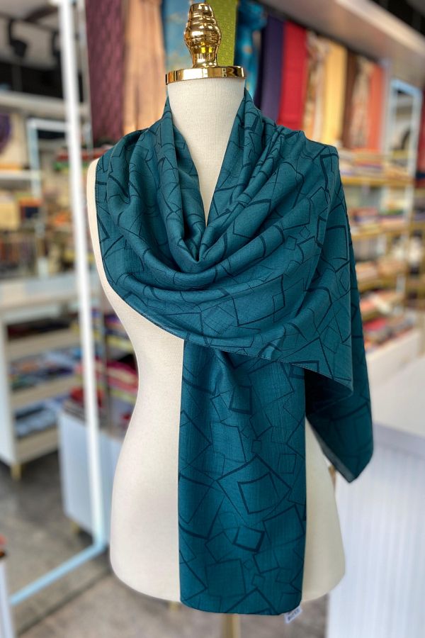 HLC SCARF-Geometric Patterned Double Sided Shal 1