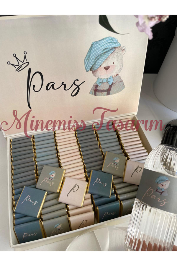 Minemiss Tasarım Kutulu İsme Özel Tasarımlı Kız-Erkek Bebek Çikolatası 100 Adet Dogum-Yaş Günü-Hediyelik Çikolata