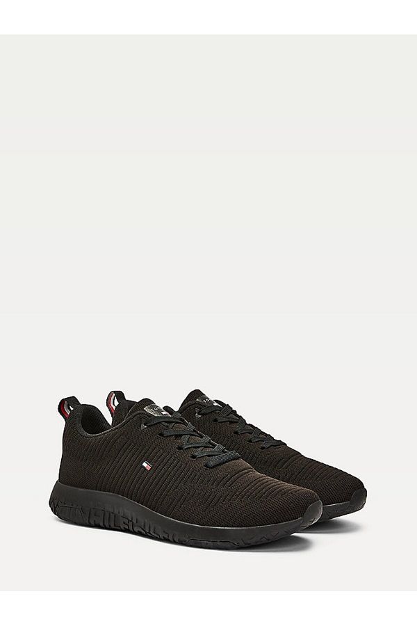 Tommy Hilfiger-Pánské černé tenisky Corporate Knit Rıb Runner FM0FM02838 1