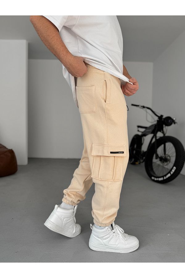 BYBASICMAN-C-433 Model Beige Cargo Pocket Tracksuit 1