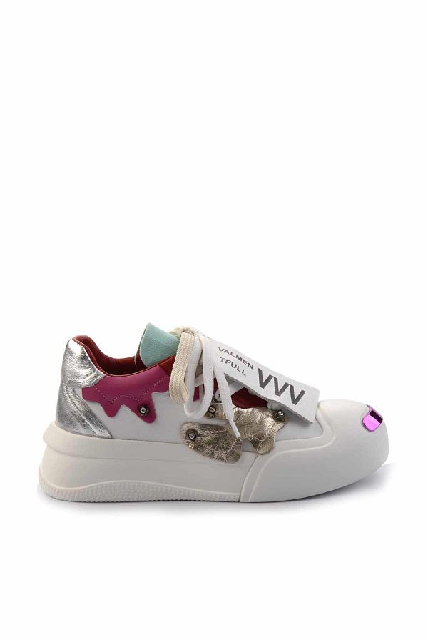 Bambi-K01480002703 Model Biele dámske tenisky z pravej kože 1