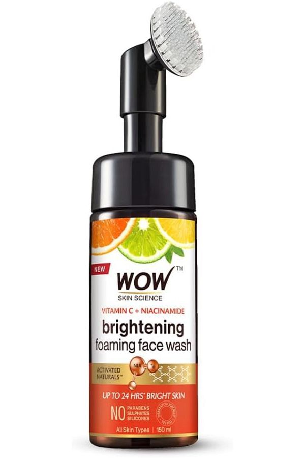 WOW Skin Science-Vitamin C Foaming Face wash with Brush 150ml 1