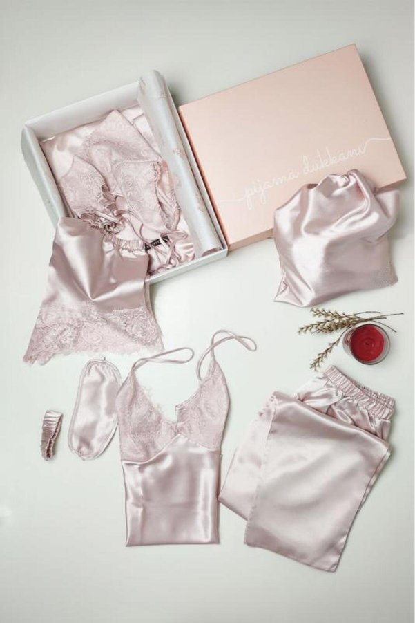 Generic Brands Silk Satin 8-Piece Bridal Pajama Set - Powder Pink Lace Robe Nightgown Shorts 8000MS