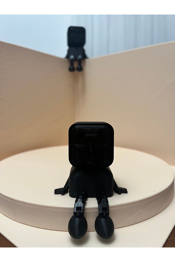 RetreS-Squid Game Manager Figure 1