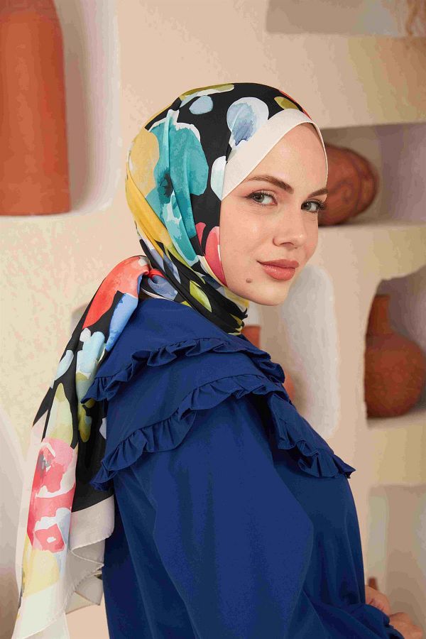 İpekhan-Comfort Flowers Shawl Black 3027-02 1