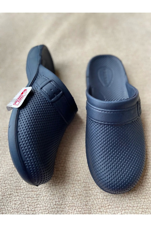 GEZER-Closed Front Balcony Bathroom Garden Toilet Slippers 1