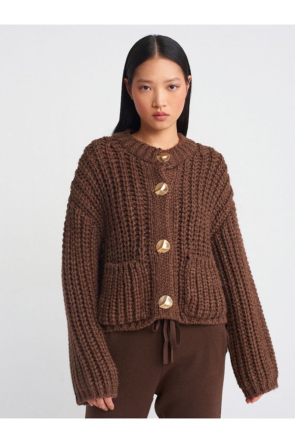 Dilvin-60960 Tricotaj cu buzunare cu textura moale cu decolteu rotund Cardigan-maro 1