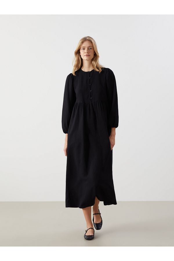 LC Waikiki-Damenkleid mit Rundhalsausschnitt 1