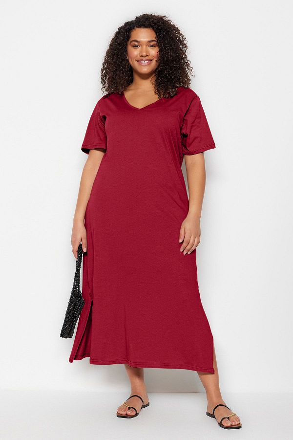 Trendyol Curve-Rotes V-Ausschnitt-Schlitzkleid aus 100 % gestrickter Baumwolle in Übergröße TBBSS22AH0163 1