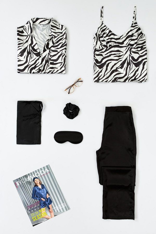 FOR YOU MODA-Zebra Patterned 6-Piece Black Pajama Set - Both and Outside 1